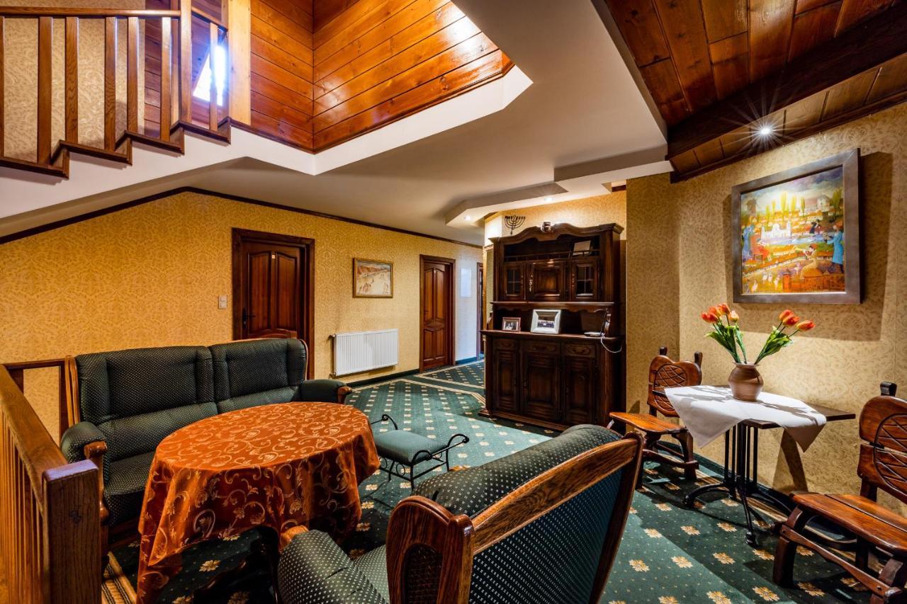 Villa Regent Тыкоцин Экстерьер фото