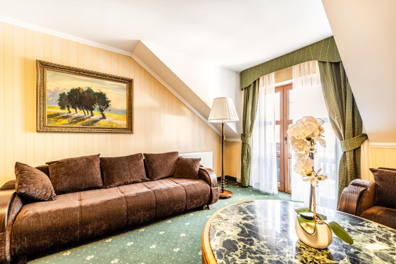 Villa Regent Тыкоцин Экстерьер фото