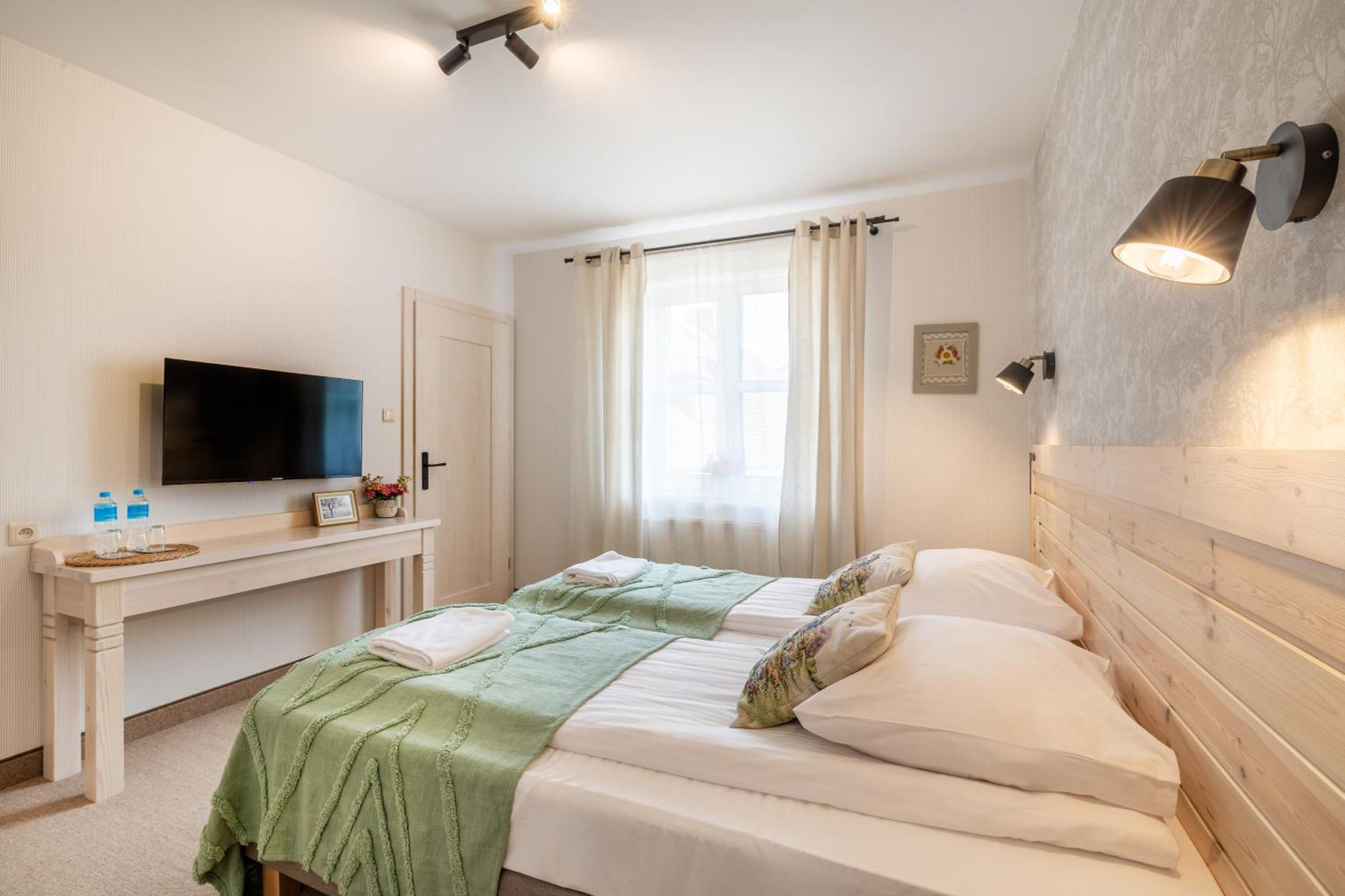 Villa Regent Тыкоцин Экстерьер фото