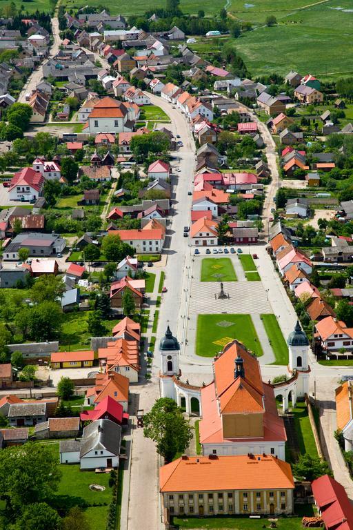 Villa Regent Тыкоцин Экстерьер фото