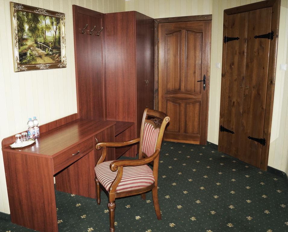 Villa Regent Тыкоцин Экстерьер фото
